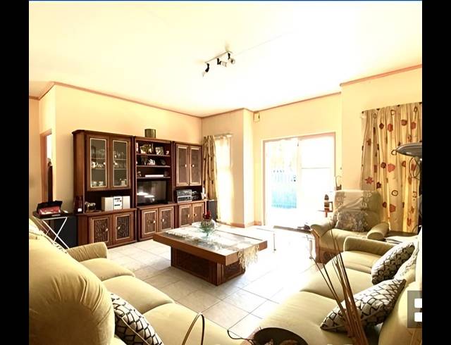 3 BEDROOM HOUSE FOR SALE IN BENDOR